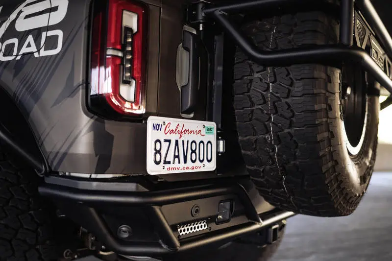 Dv8 Offroad 21-23 Ford Bronco Rear License Plate Relocation Bracket 2