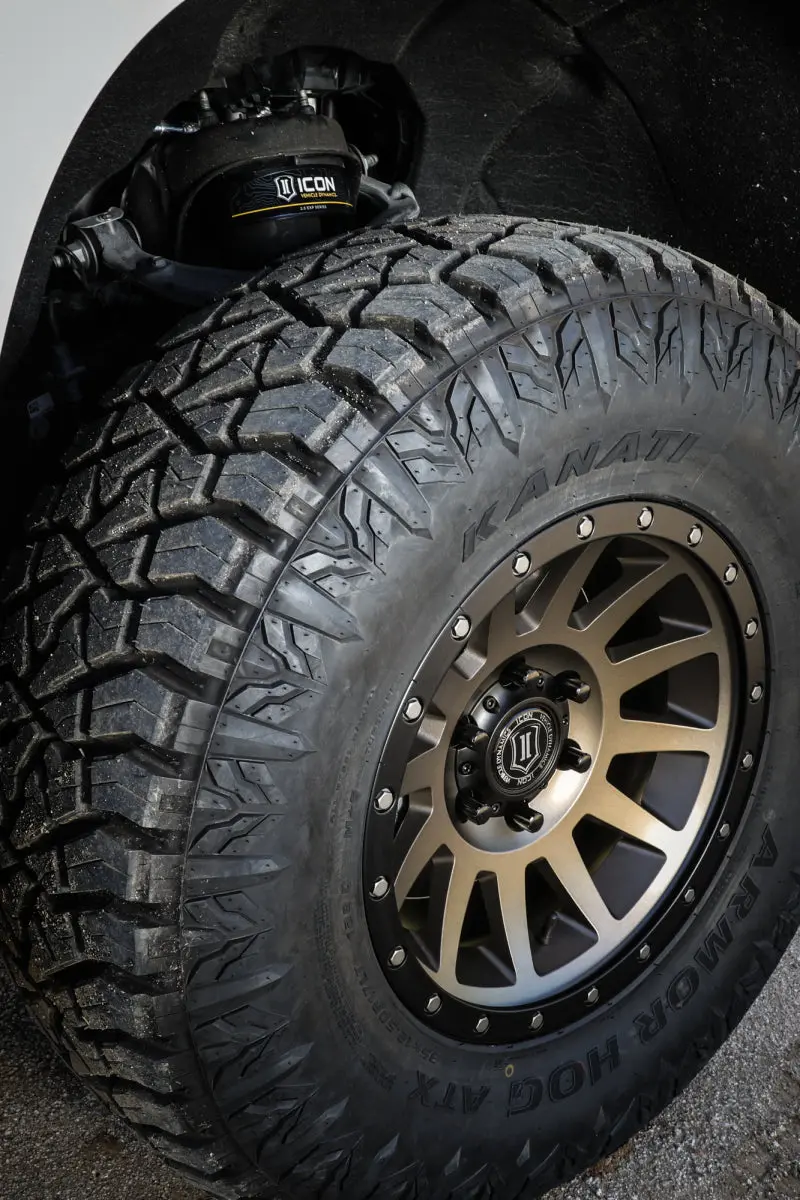 Icon 19-23 Gm 1500 2.38-3.75In Stage 3 Exp Suspension System W/ Billet Uca 1