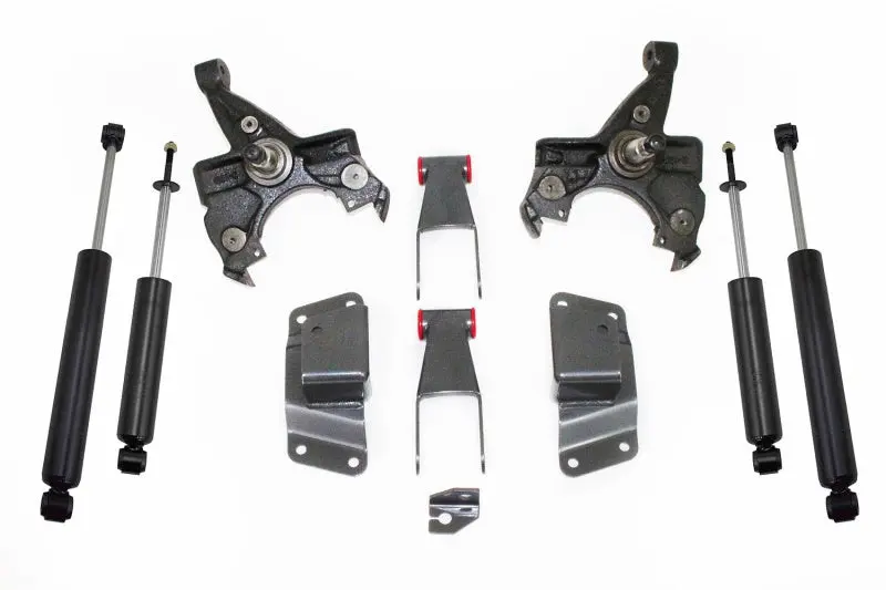Maxtrac 88-91 Gm C1500/2500 2Wd Standard Cab 5/6 Lug 2In/4In Lowering Spindle Kit 1