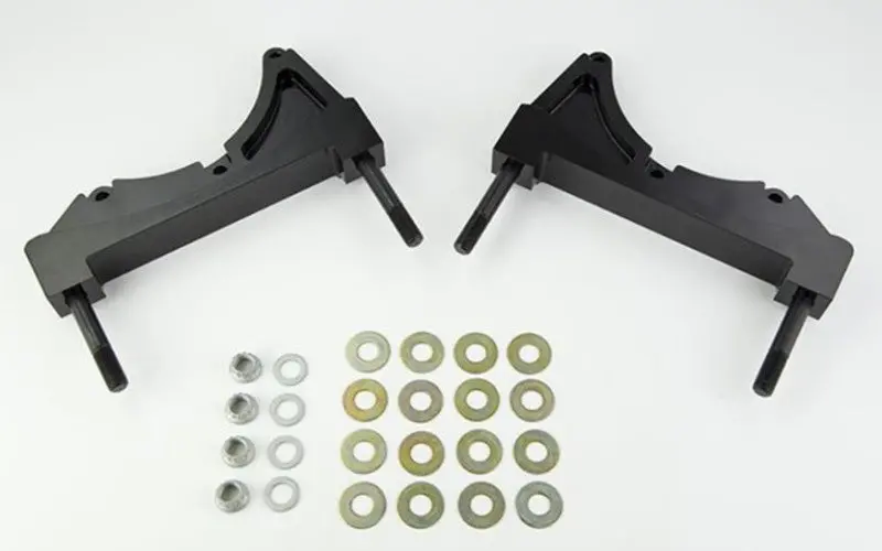 Wilwood Brackets (2) - Radial Mount Aero4 - 14.00In Rotor 1